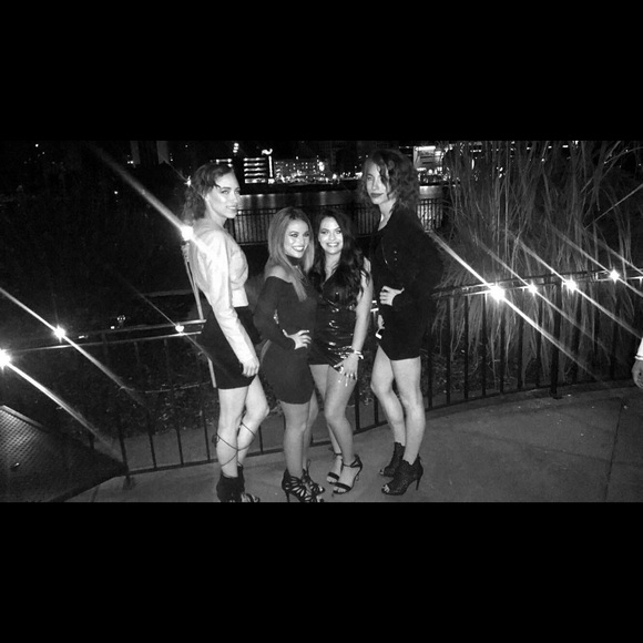 Meet your Posher Kianna - Picture 2 of 8